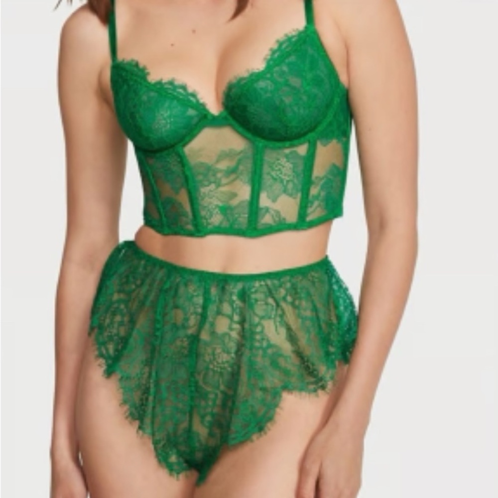 Victoria's Secret Green Lace Lingerie Set